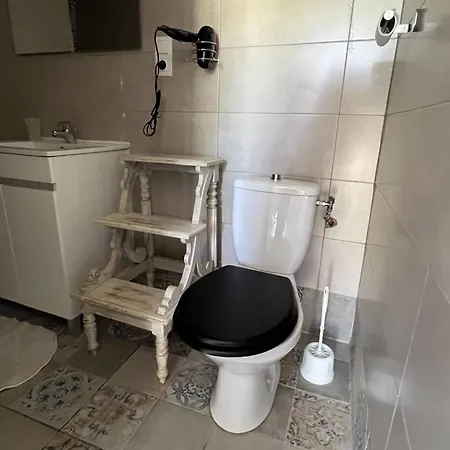 Chaleureuse Maisonnette Au Coeur De Avec Terrasse Et Parking - Fr-1-697-35 Сasa de vacaciones Ruoms