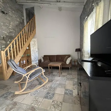 Chaleureuse Maisonnette Au Coeur De Avec Terrasse Et Parking - Fr-1-697-35 Сasa de vacaciones Ruoms